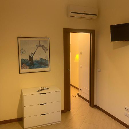 Residenza Giovanni Paolo Secondo- Casa Sull'Albero Bari Exterior photo